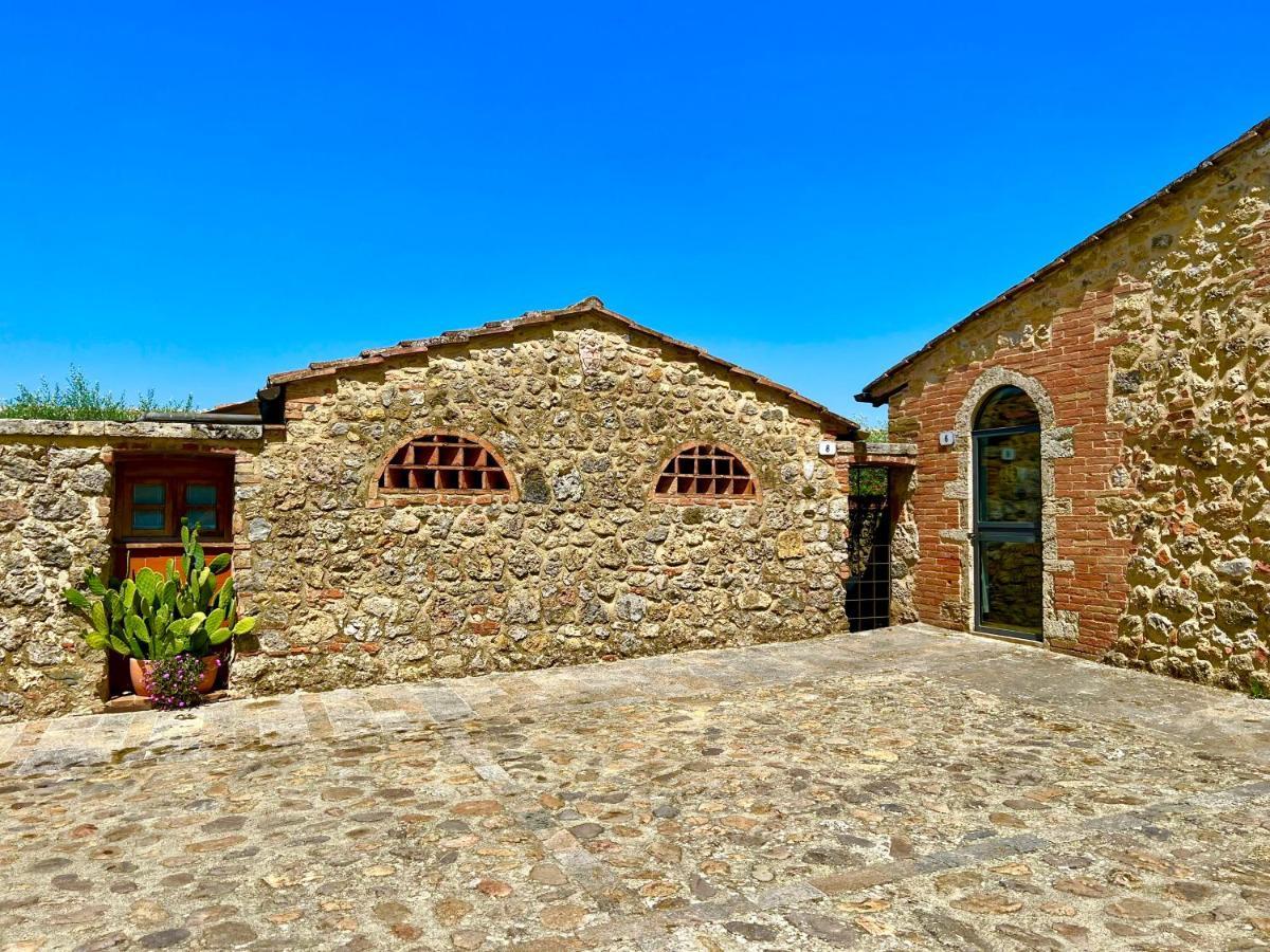 Вілла Monteriggioni Castello Екстер'єр фото