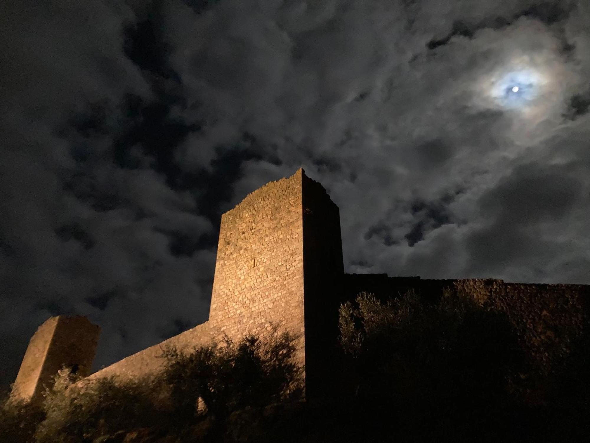 Вілла Monteriggioni Castello Екстер'єр фото