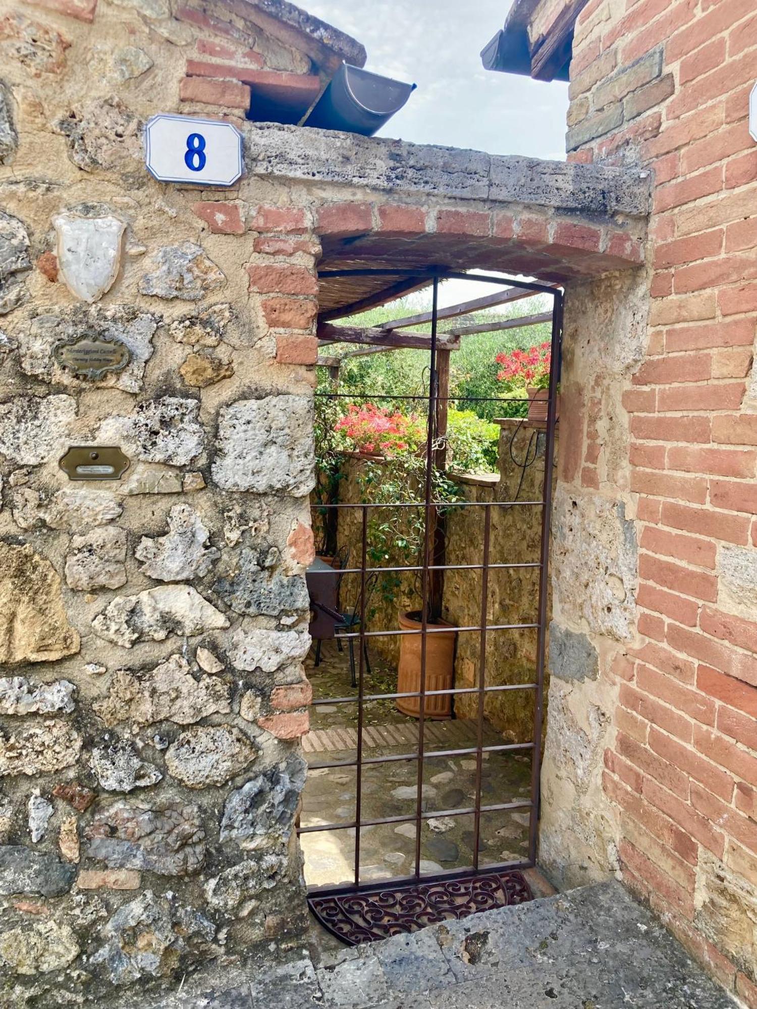 Вілла Monteriggioni Castello Екстер'єр фото
